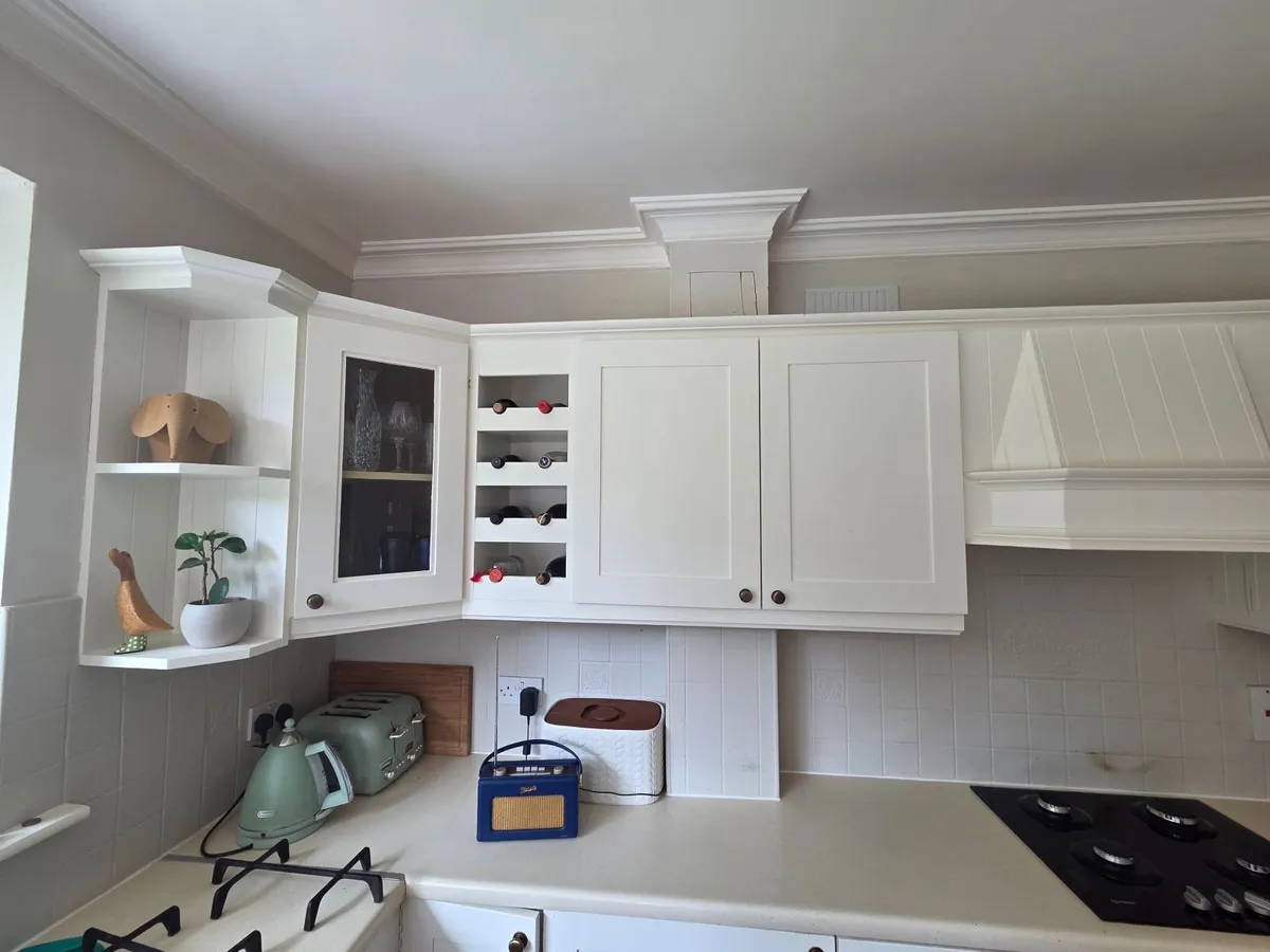 Kitchen Unit - Image 2