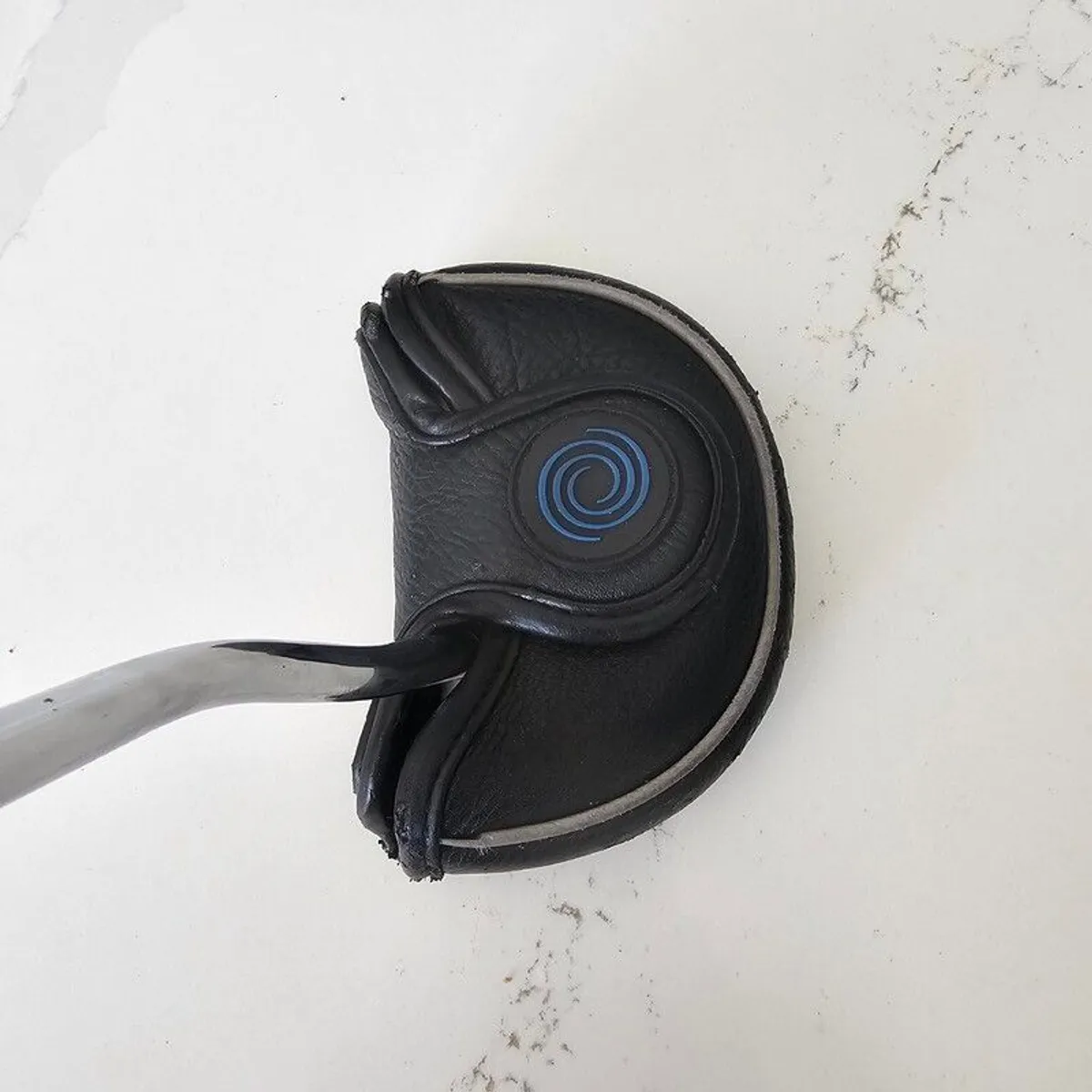 Odyssey White Hot RX Rossie Putter with cover - Image 2