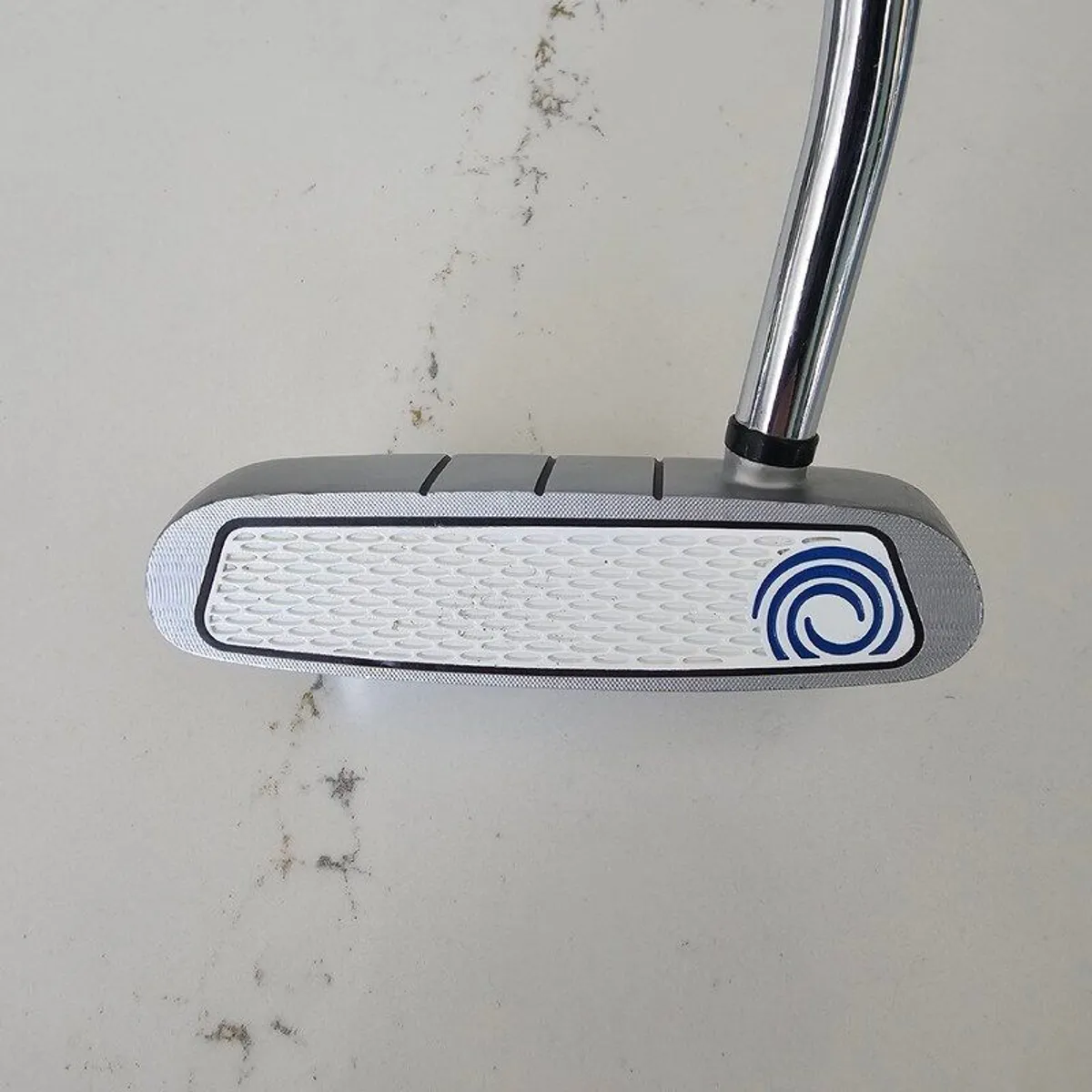 Odyssey White Hot RX Rossie Putter with cover - Image 4