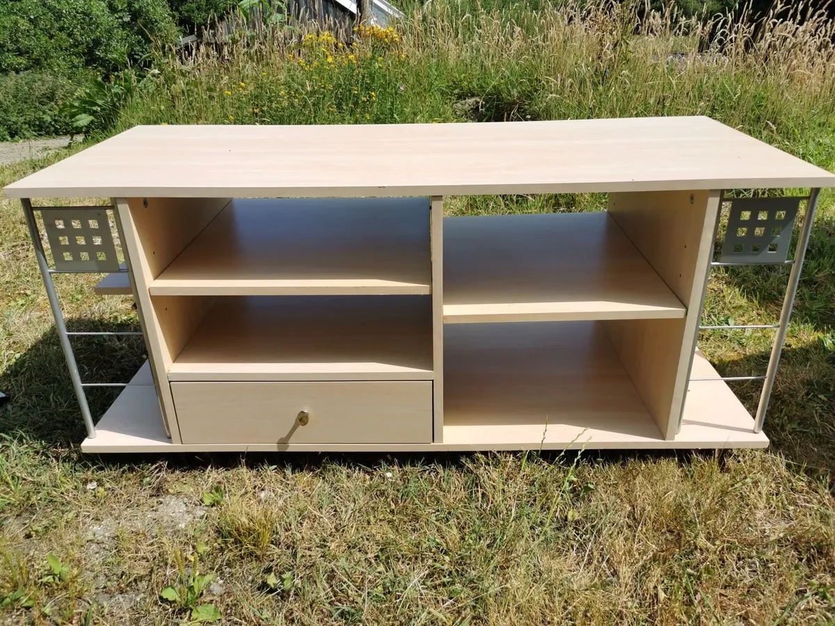 FREE Furniture - Image 4