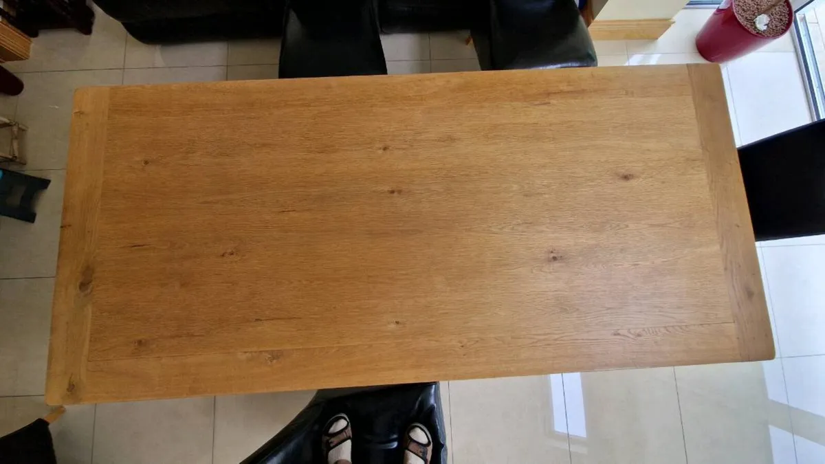 Solid Oak Dining Table⁸ - Image 4