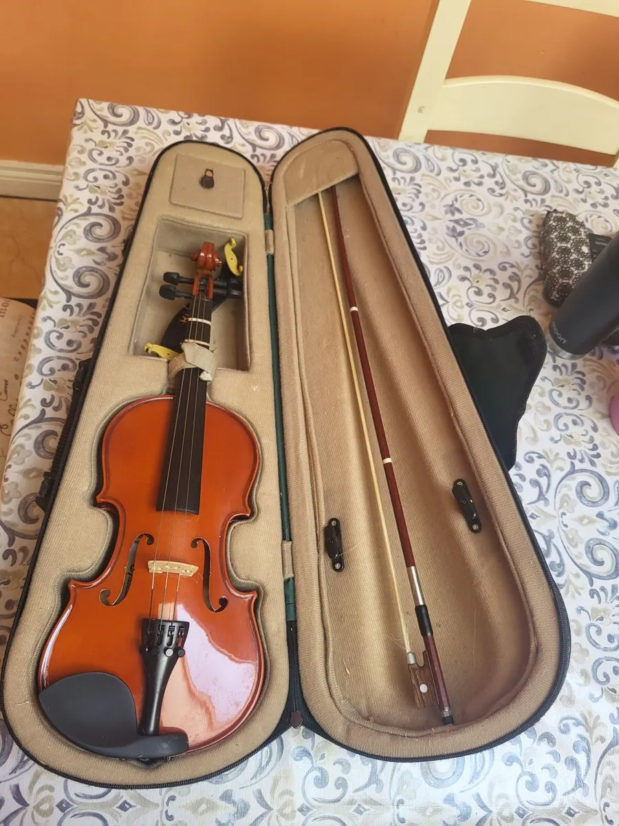 Violin - Image 1