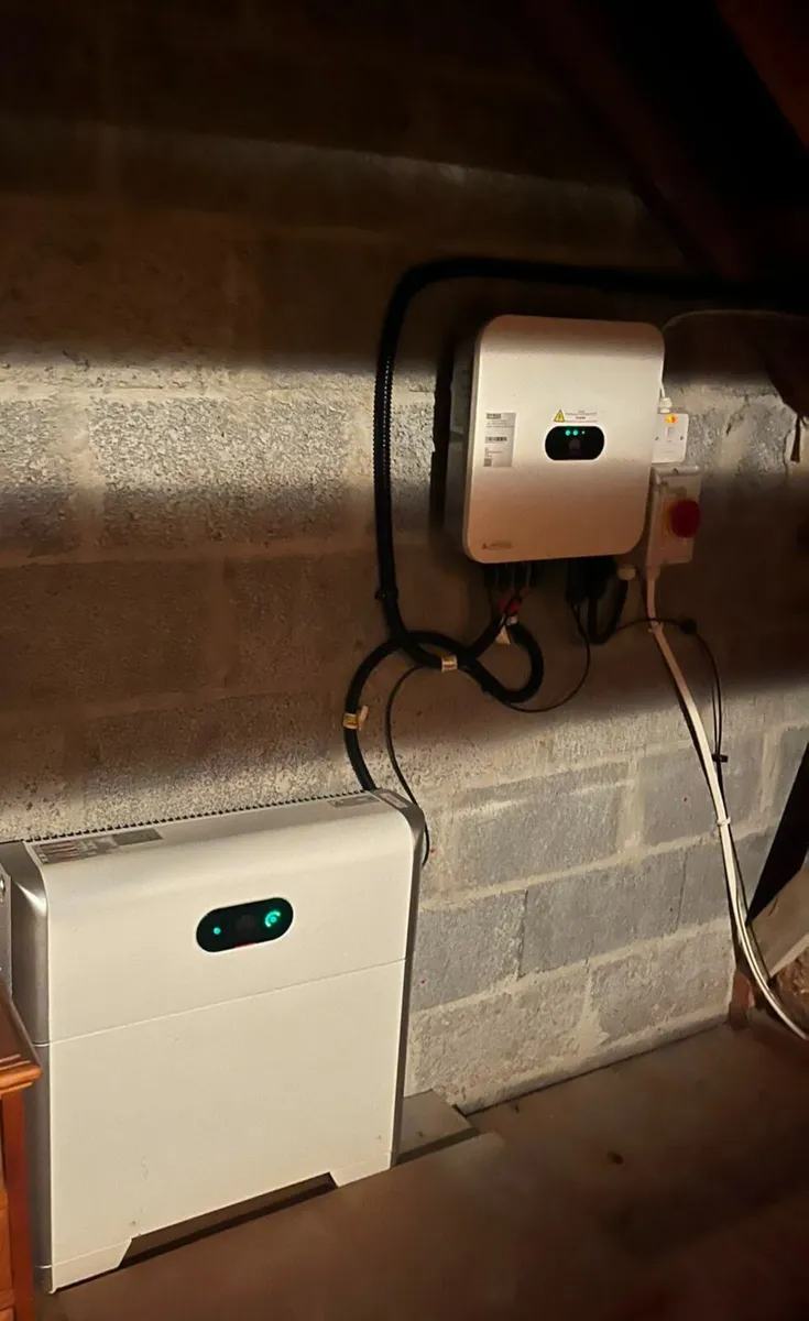 Solar Battery Inverter - Image 2