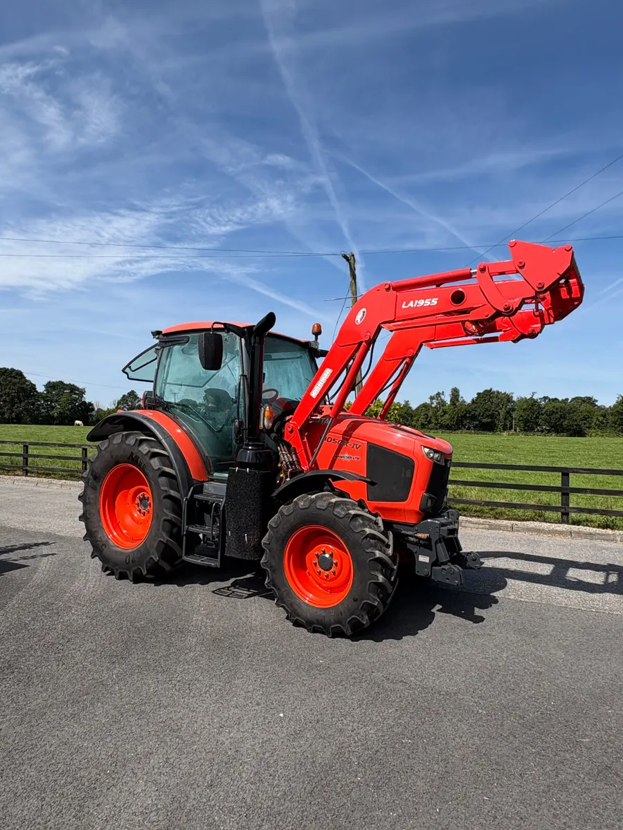 Kubota tractor with 1000 hours - Image 2