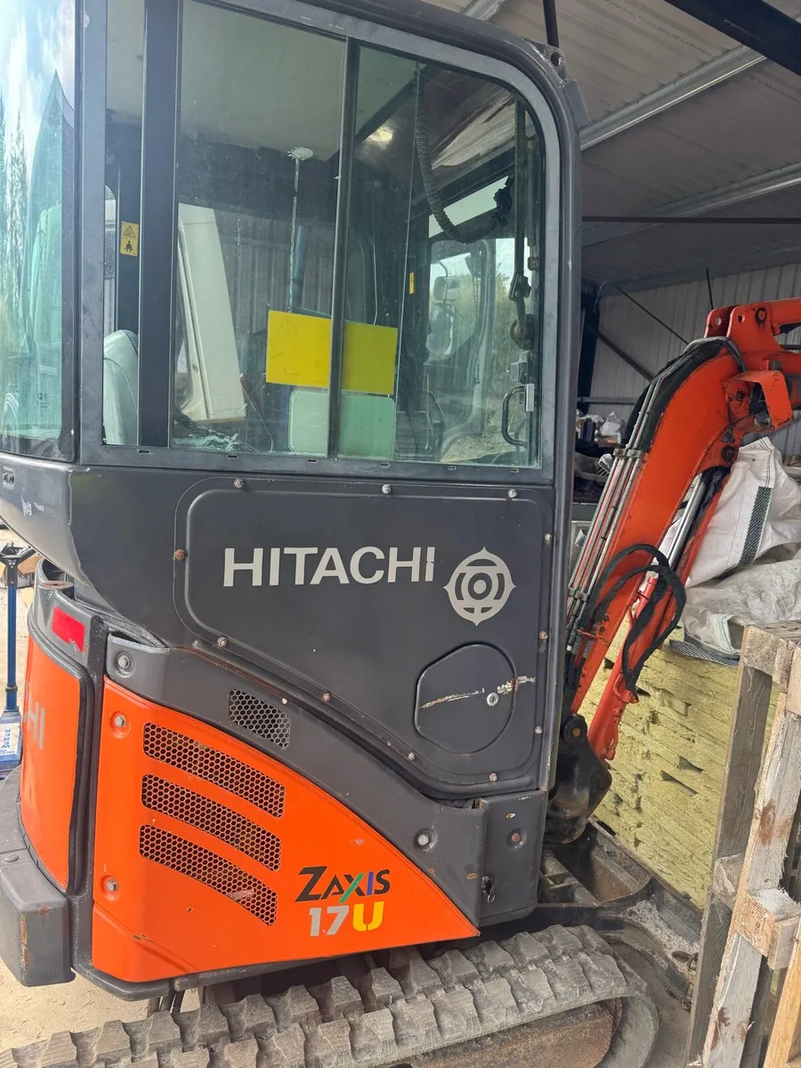 Hitachi 17u - Image 1