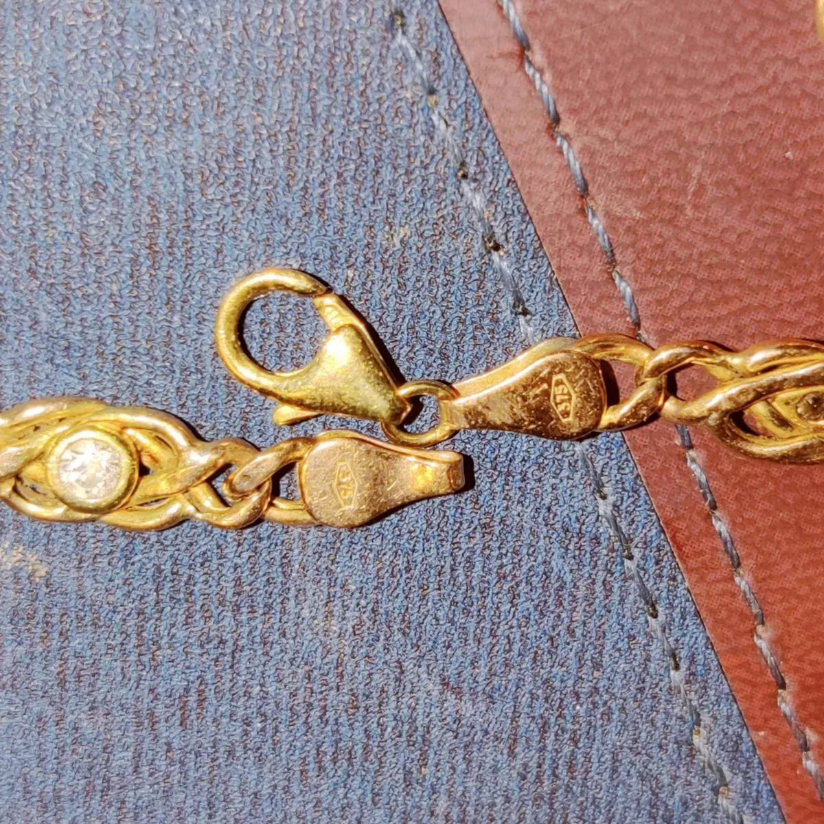 CHUNKY CZ,S, 9CT THICK Gold 5.12g Vintage Bracelet - Image 4