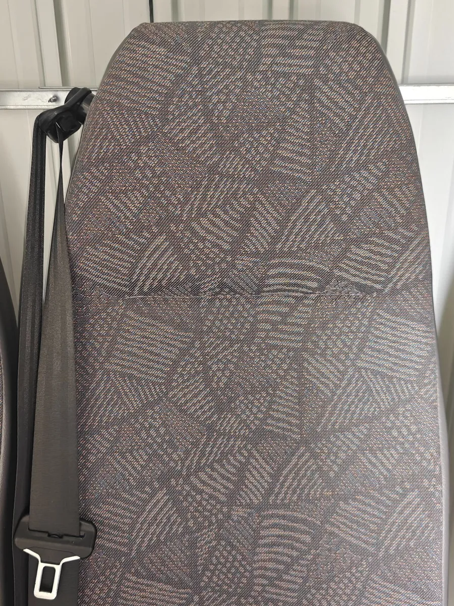Van seats - Image 3