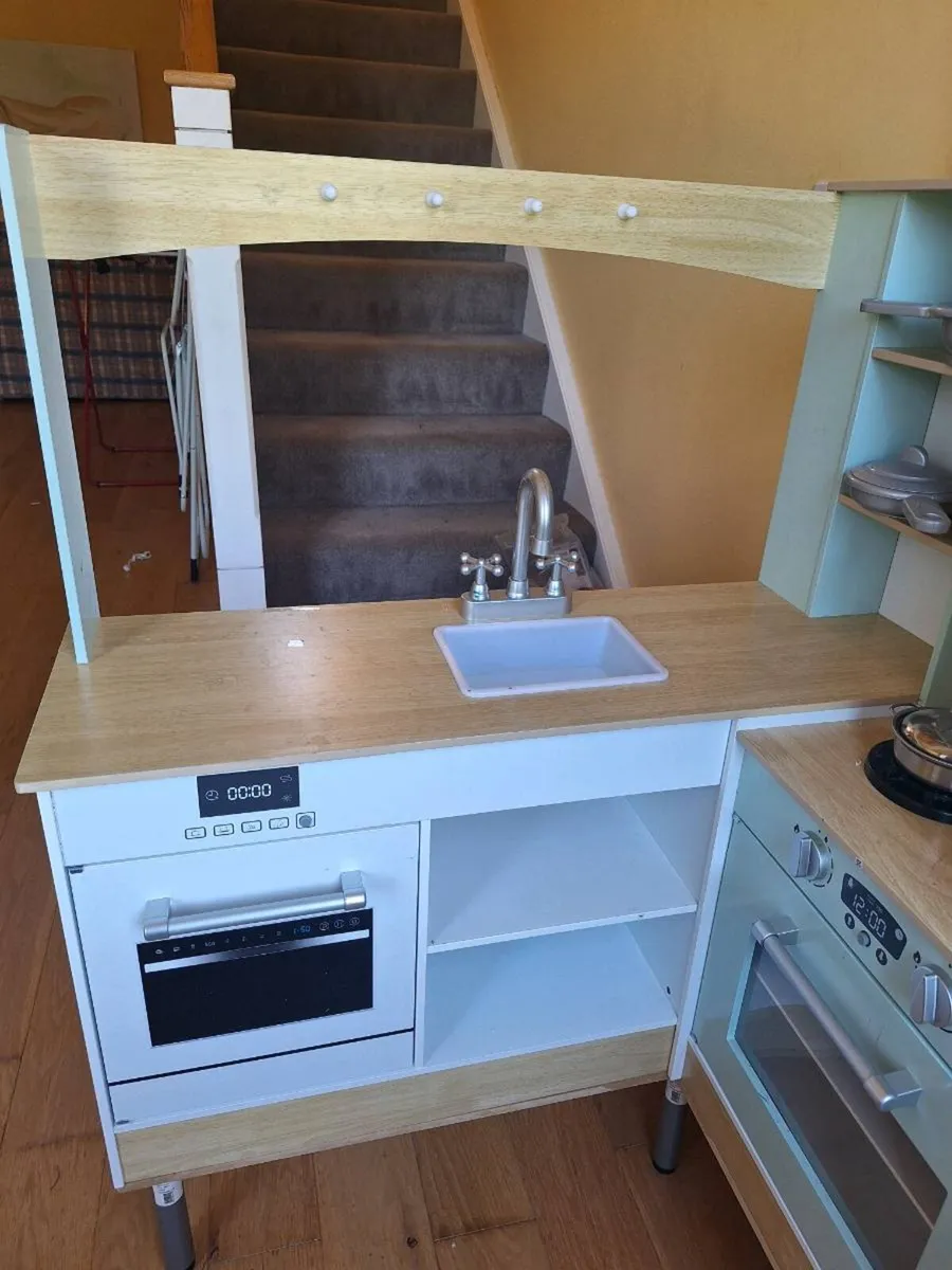 Play Kitchen - Image 3