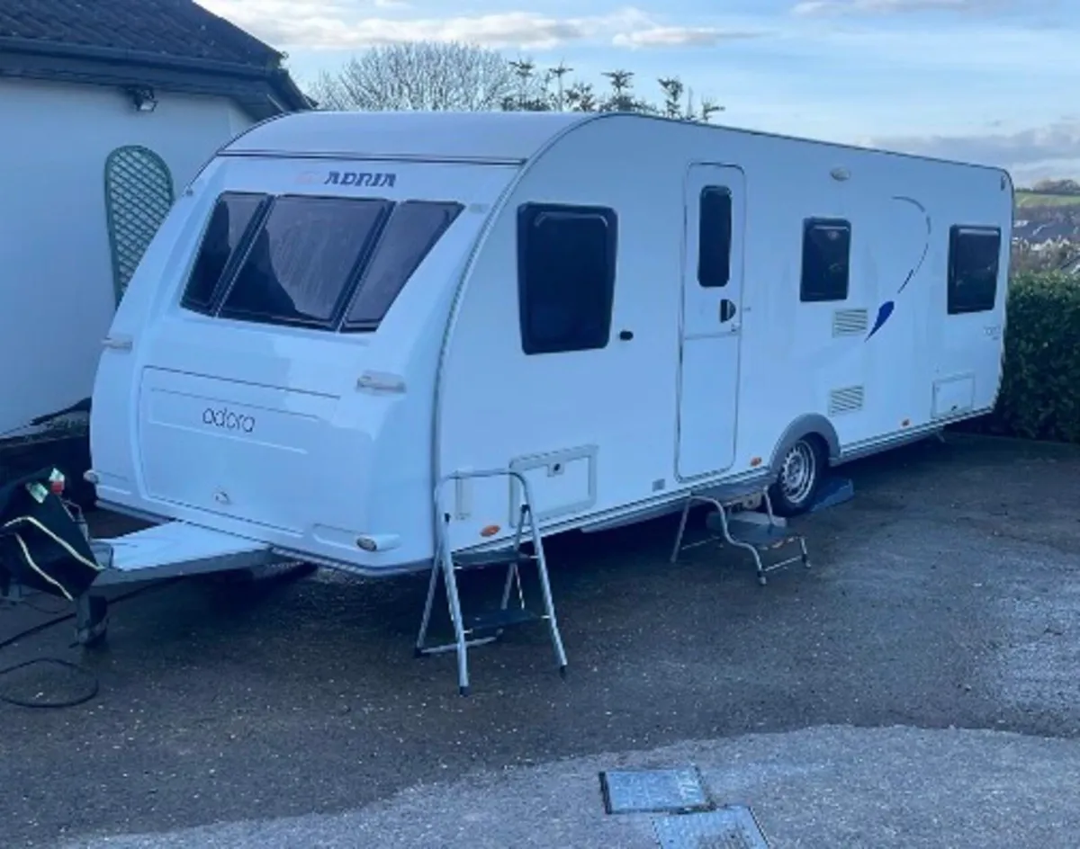 Adria Adora 612DT 6/7 Berth-Solar-2 leisure batter - Image 1