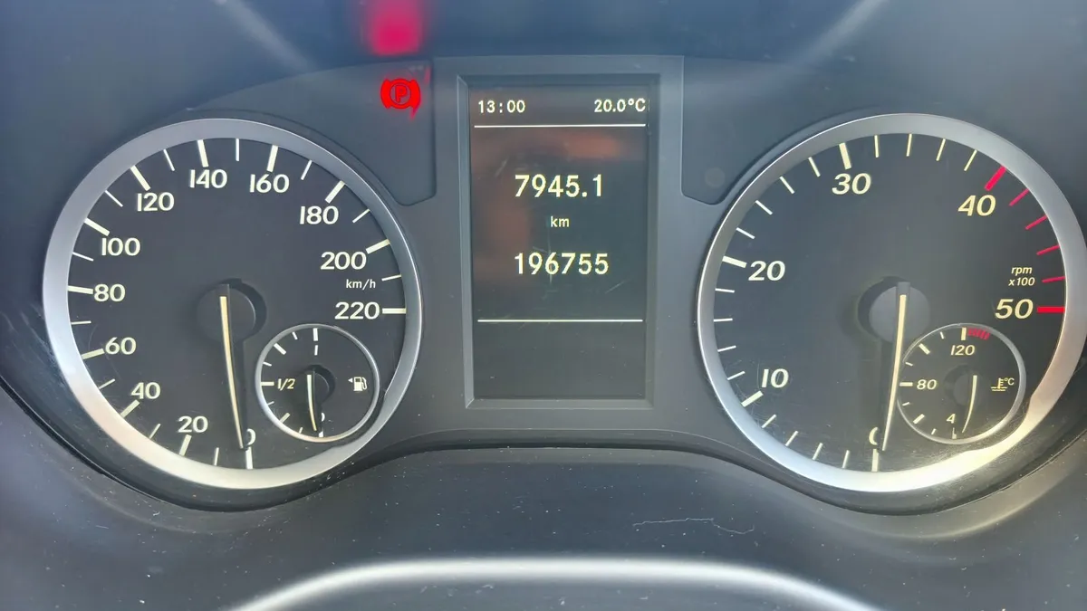 Mercedes-Benz Vito 2015 - Image 3