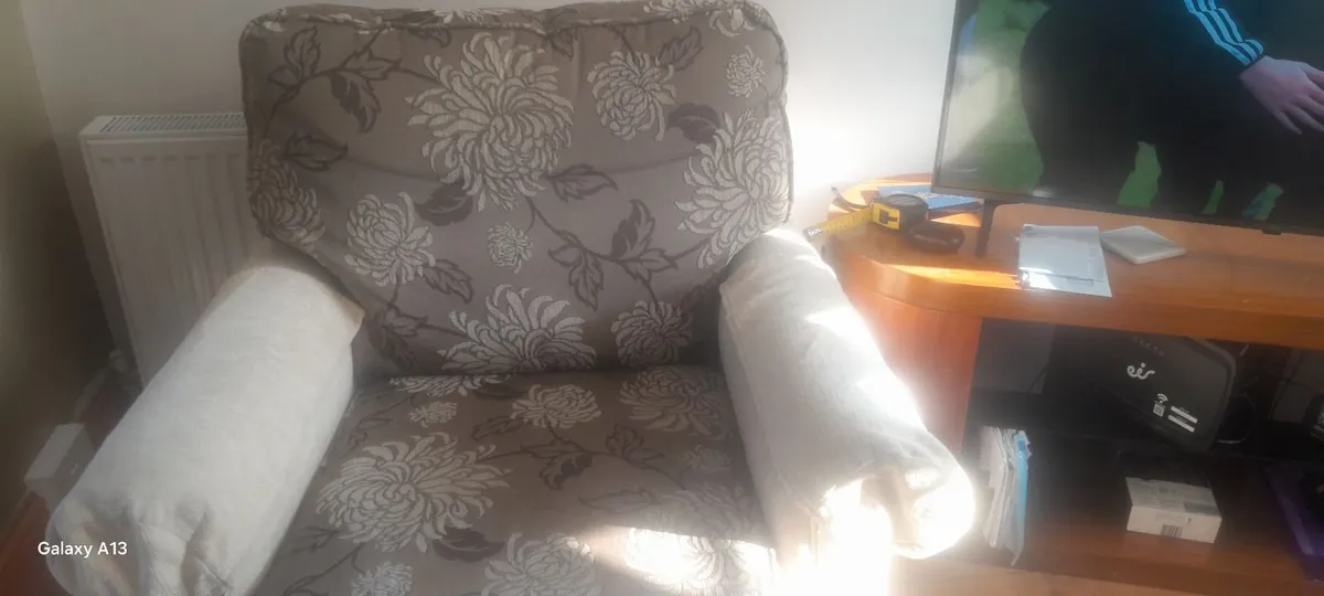 2  ARMCHAIRS - Image 2
