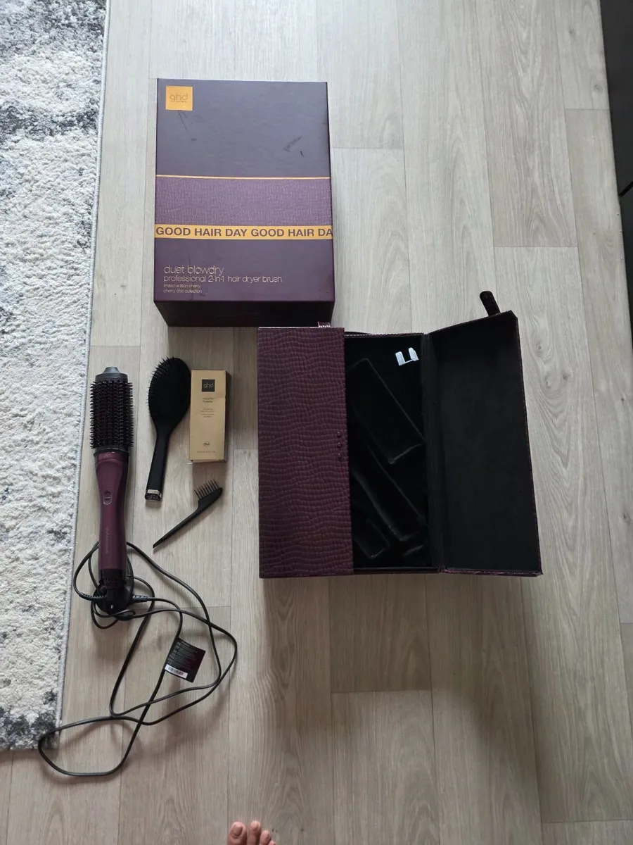 ghd Duet Blowdry Hair Dryer Brush – Cherry Chic Li - Image 3