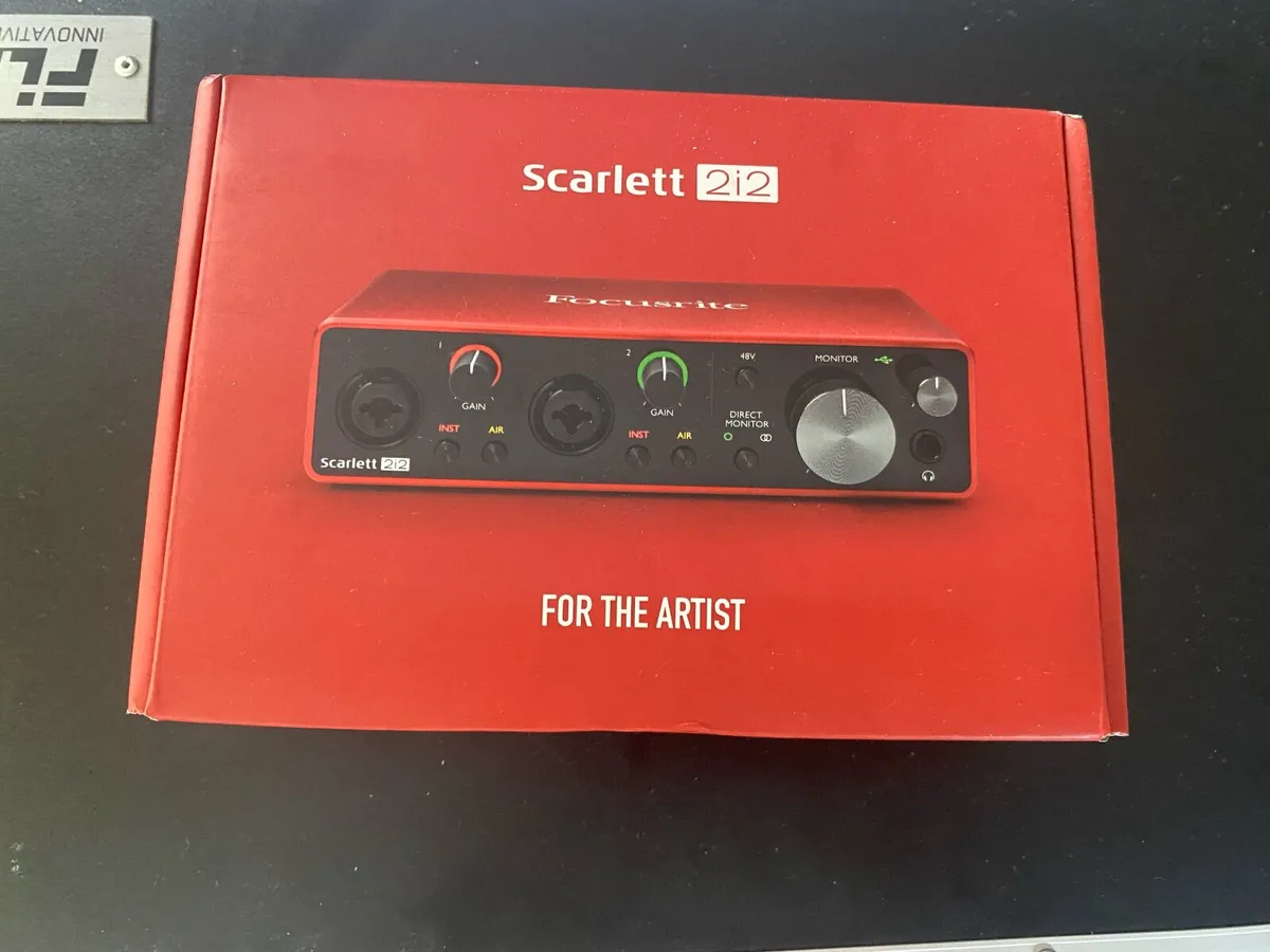 Focusrite Scarlett 2i2 (3rd Gen) Audio Interface