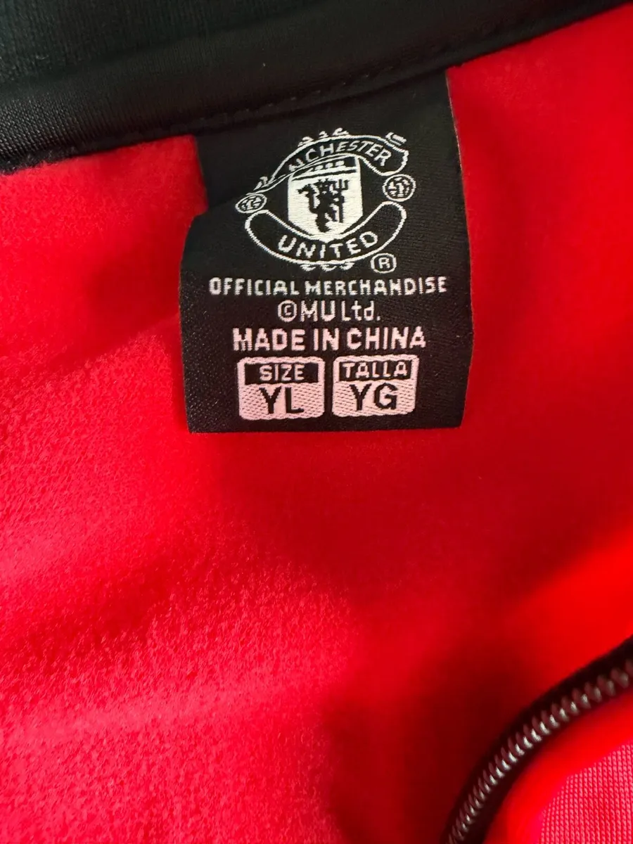 Brand new Manchester United track jacket - Image 4