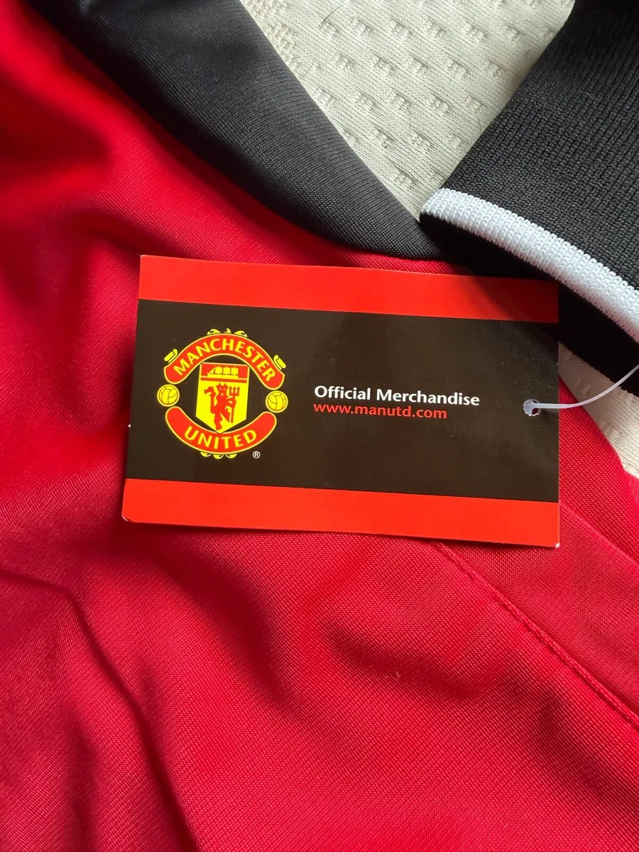 Brand new Manchester United track jacket - Image 3