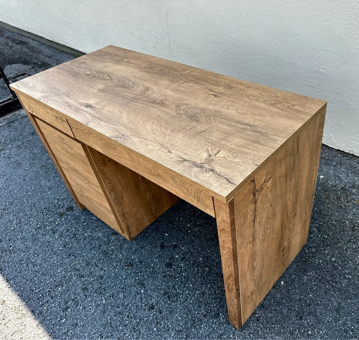 Office / Study Desk - Image 3
