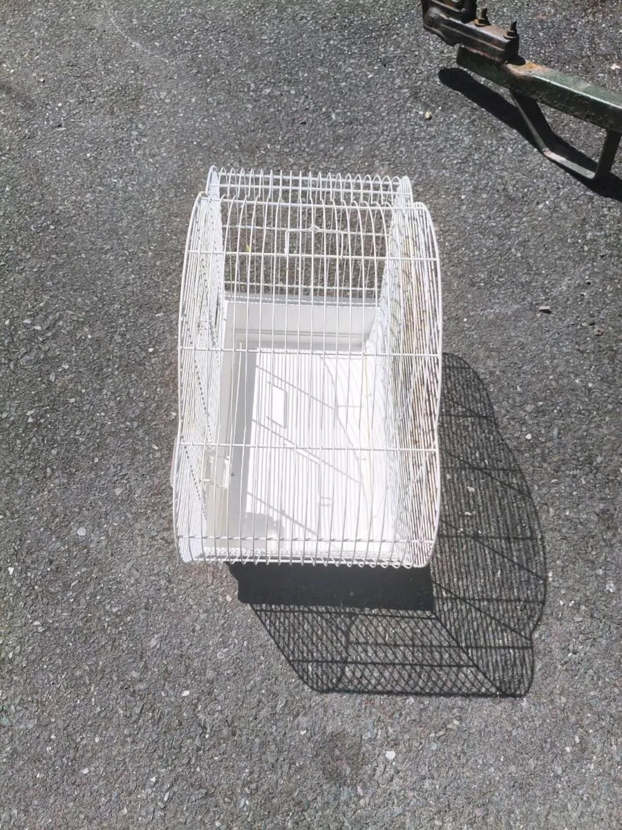 Bird cage, like new 25, euro can meet - Image 3
