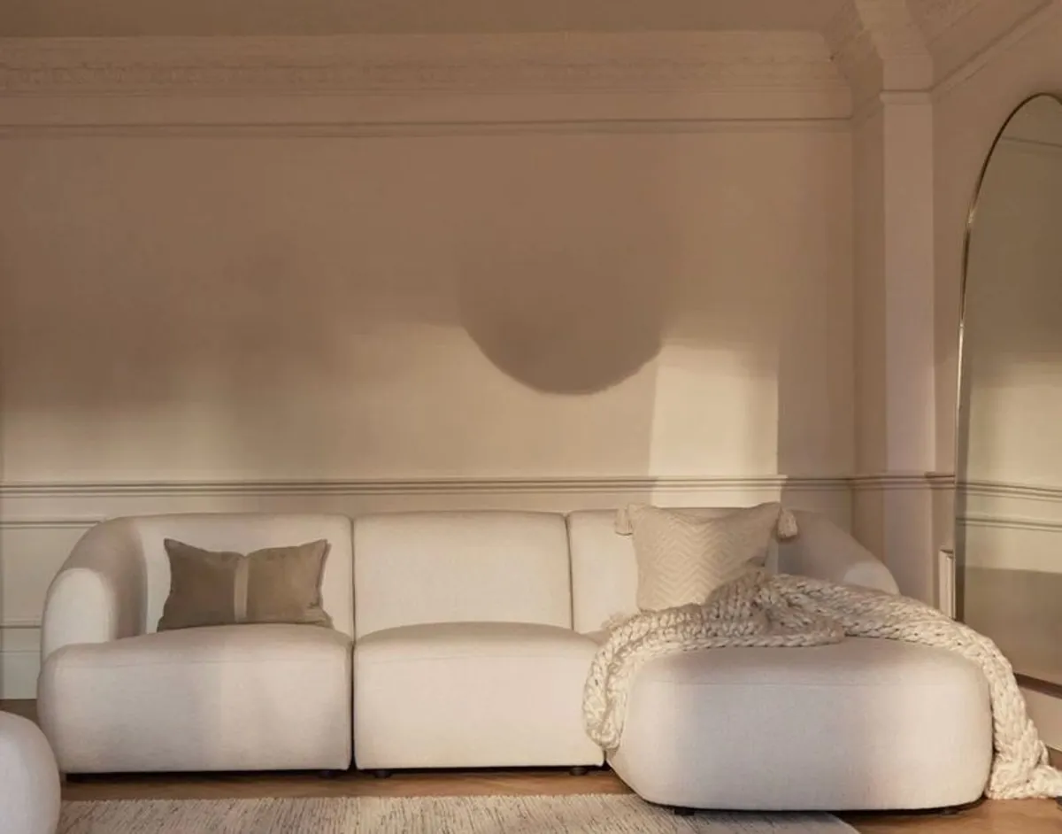 right Chaise sofa - Image 2