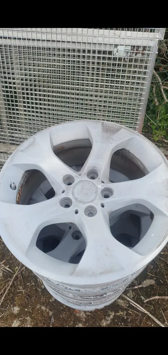 Bmw alloys