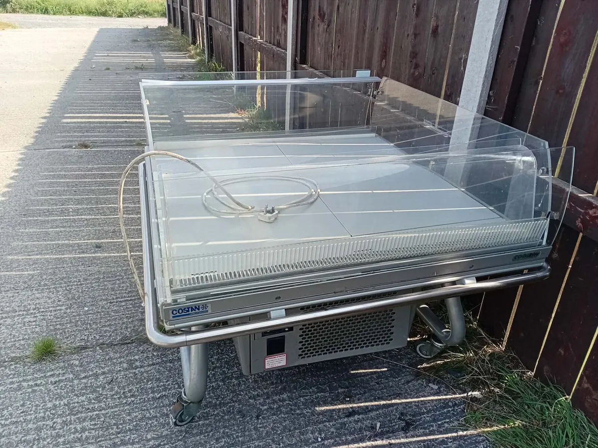 Mobile island display chiller - Image 3