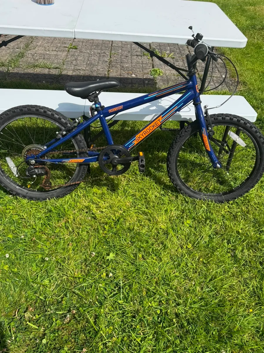Skyrocket 20” Boys Mountain Bike with Gears - Image 1