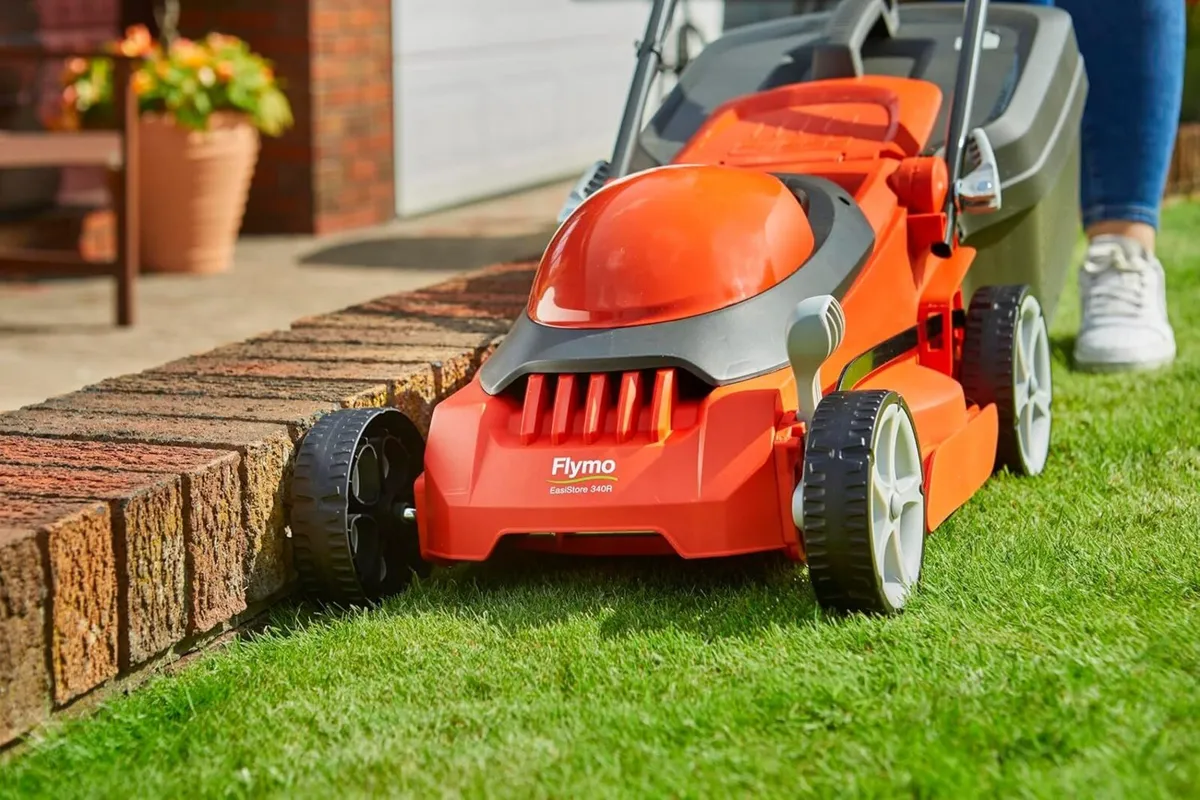 340r Electric Rotary Lawn Mower Cutting - Image 4