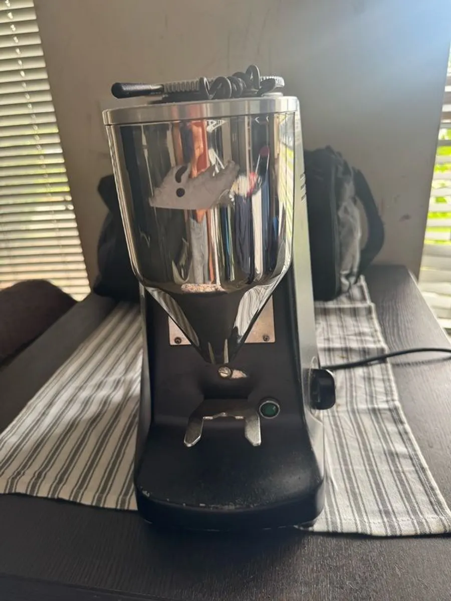 Commercial Coffee grinder - Image 3