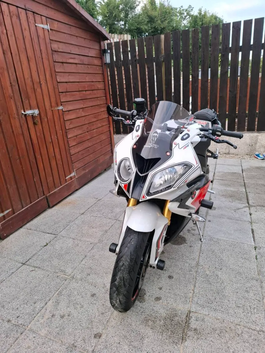 BMW S1000RR - Image 2