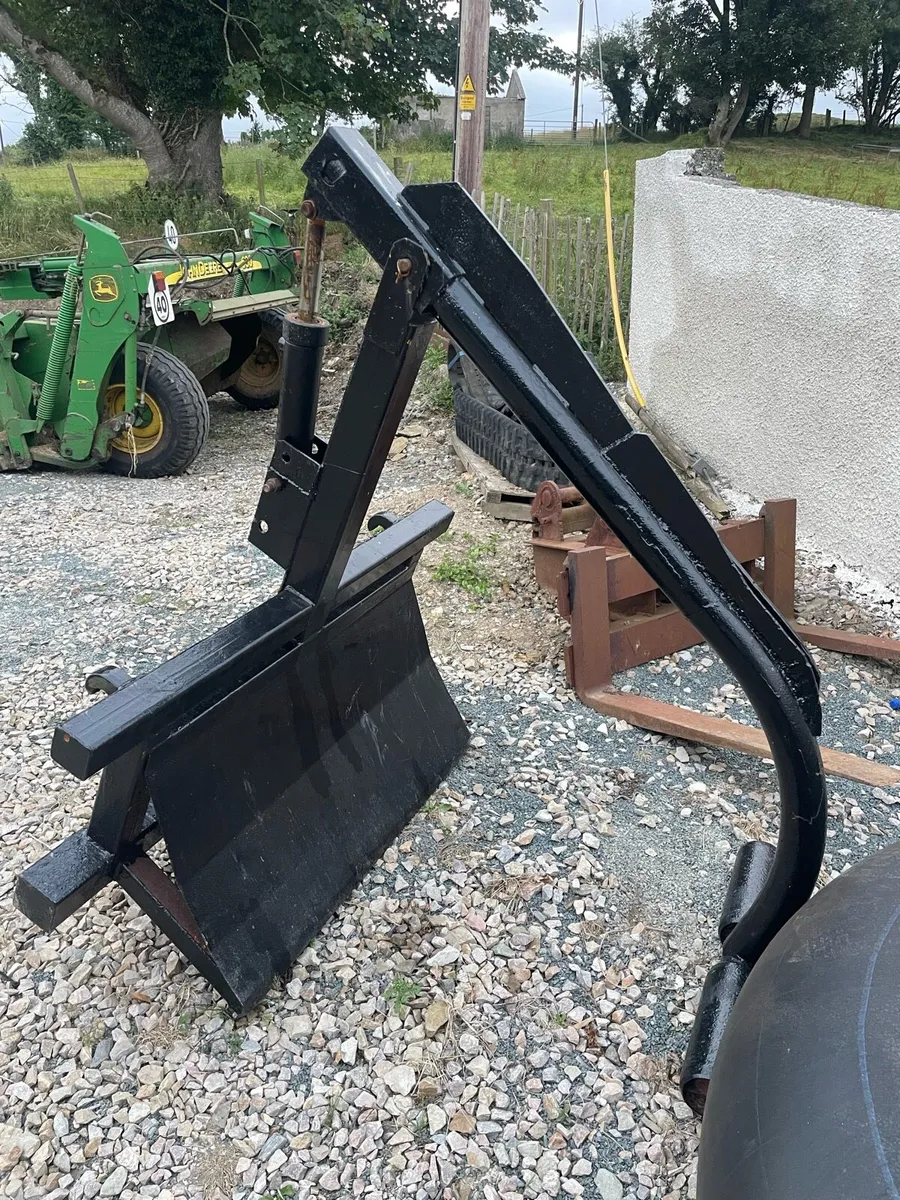65 mm dogger bucket bale lifter - Image 4