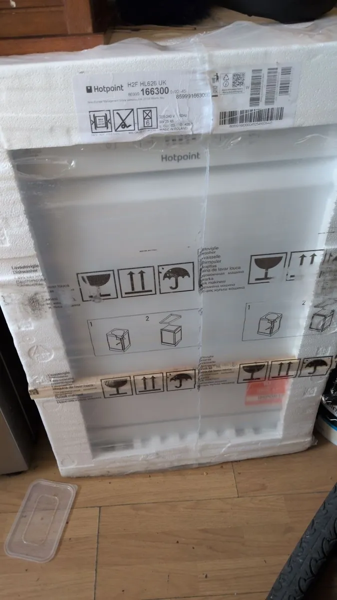 Hotpoint dishwasher - Image 2