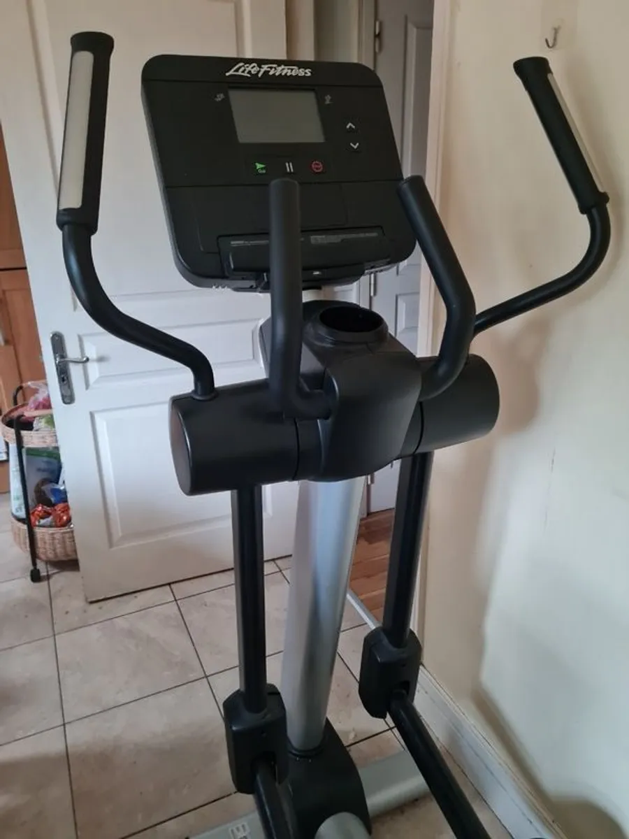 Cross trainer - Image 4