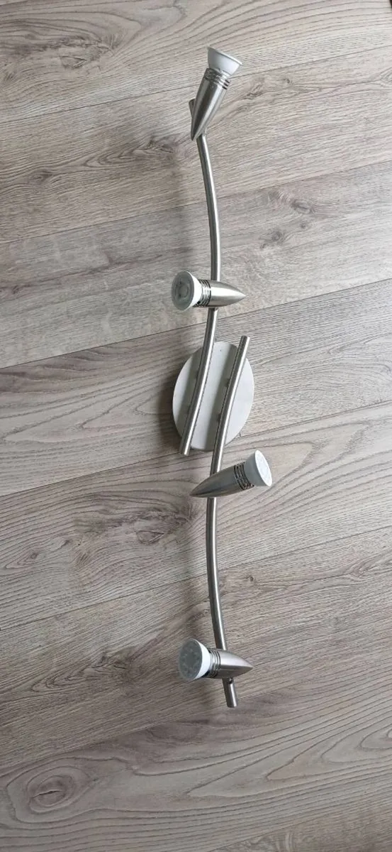 Light fitting