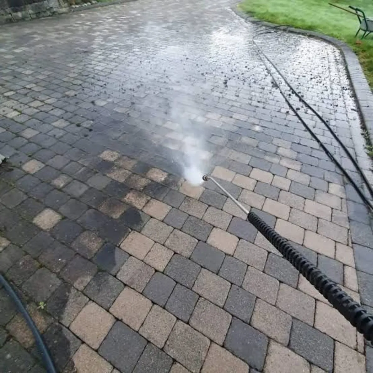 🪟💧Professional Window Cleaning Services 💧🪟 - Image 2
