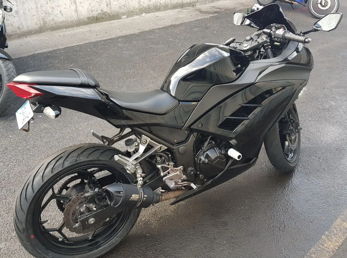 Kawasaki Ninja 300 - Image 4