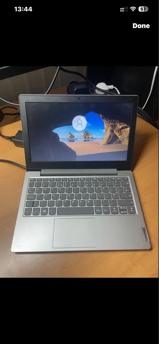 Lenovo notebook 4gb ram 64gb storage - Image 1