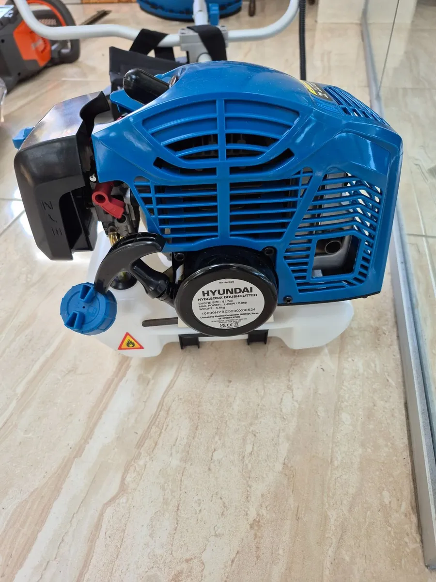 Petrol strimmer Hyundi..Never used. - Image 1
