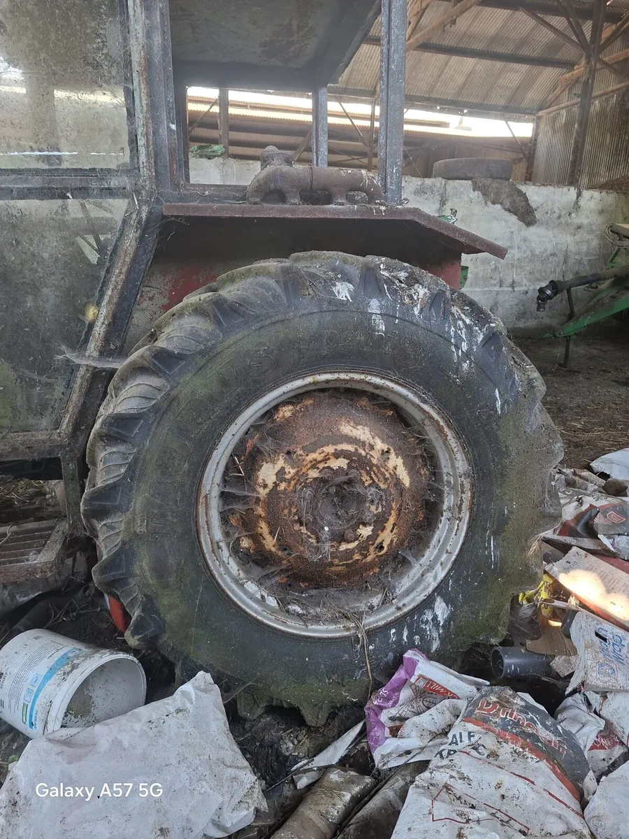 Universal 703 Tractor - Image 3