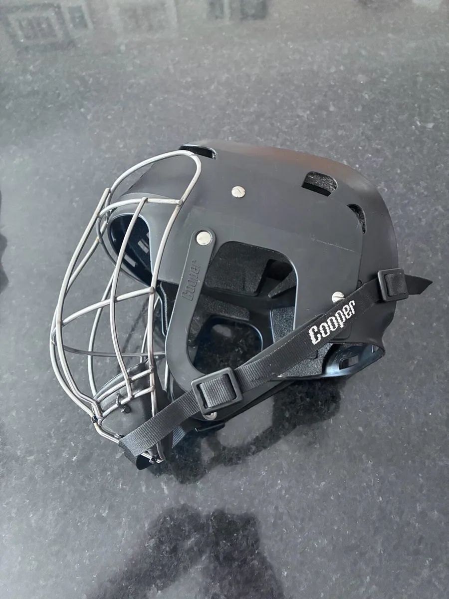 Cooper SK109 Hurling Helmet - Image 2