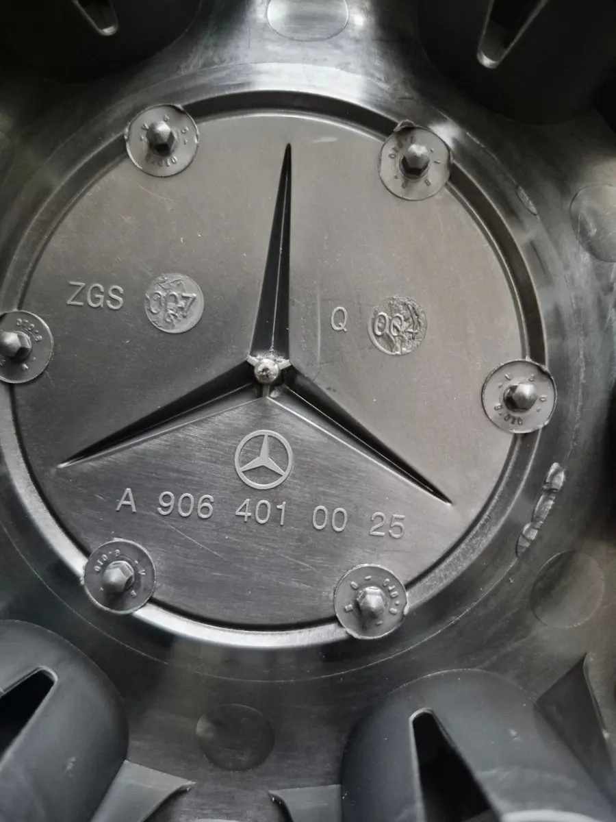 2 x Mercedes Sprinter Caps - Delivery - Image 3