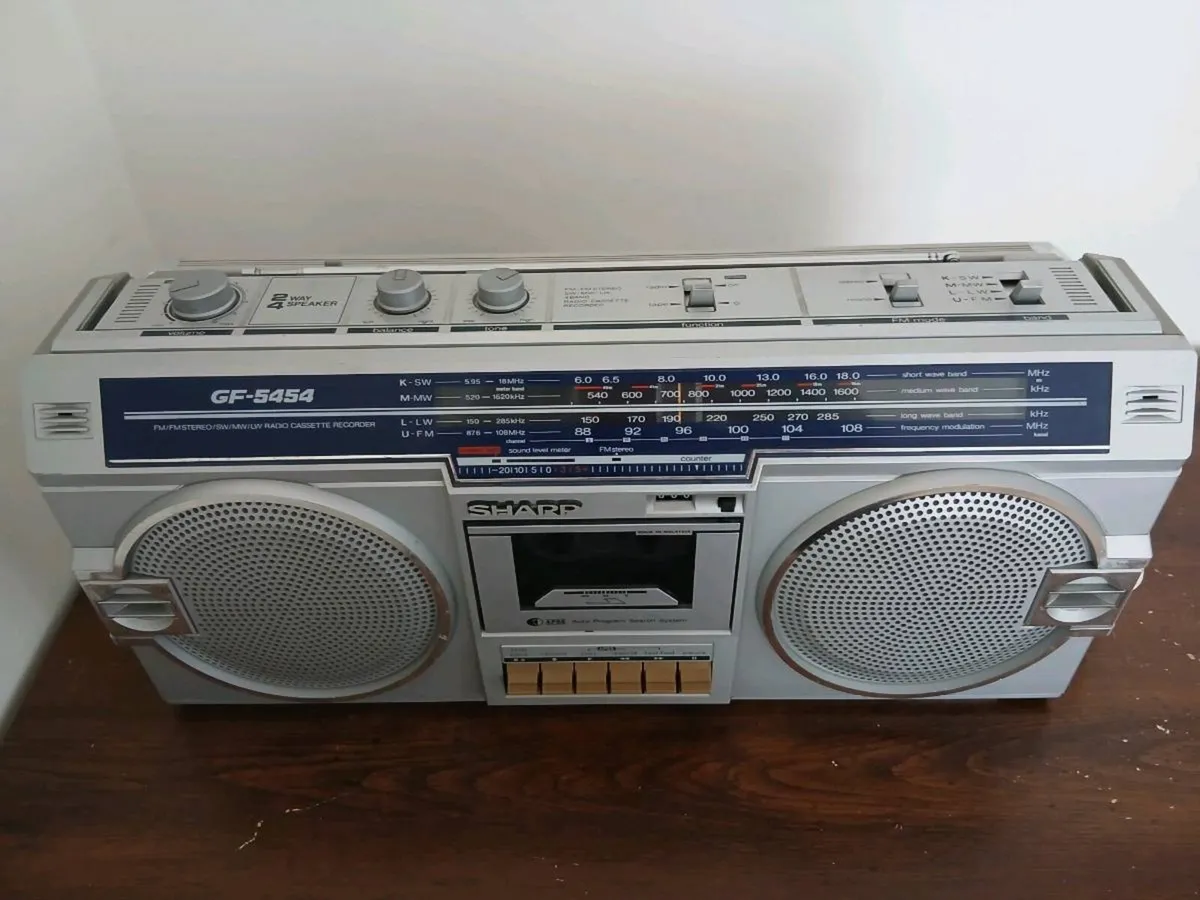 Vintage Sharp GF-5454 stereo - Image 1