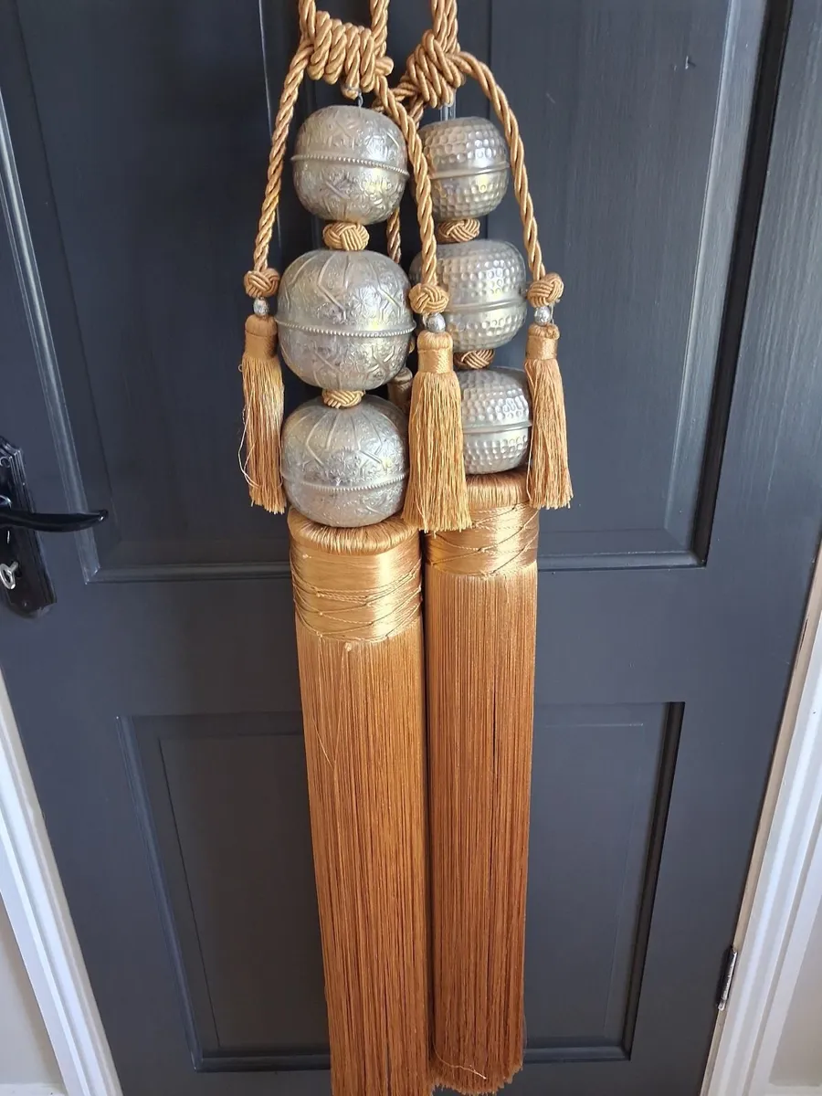 Extra large curtain tie backs - Image 1