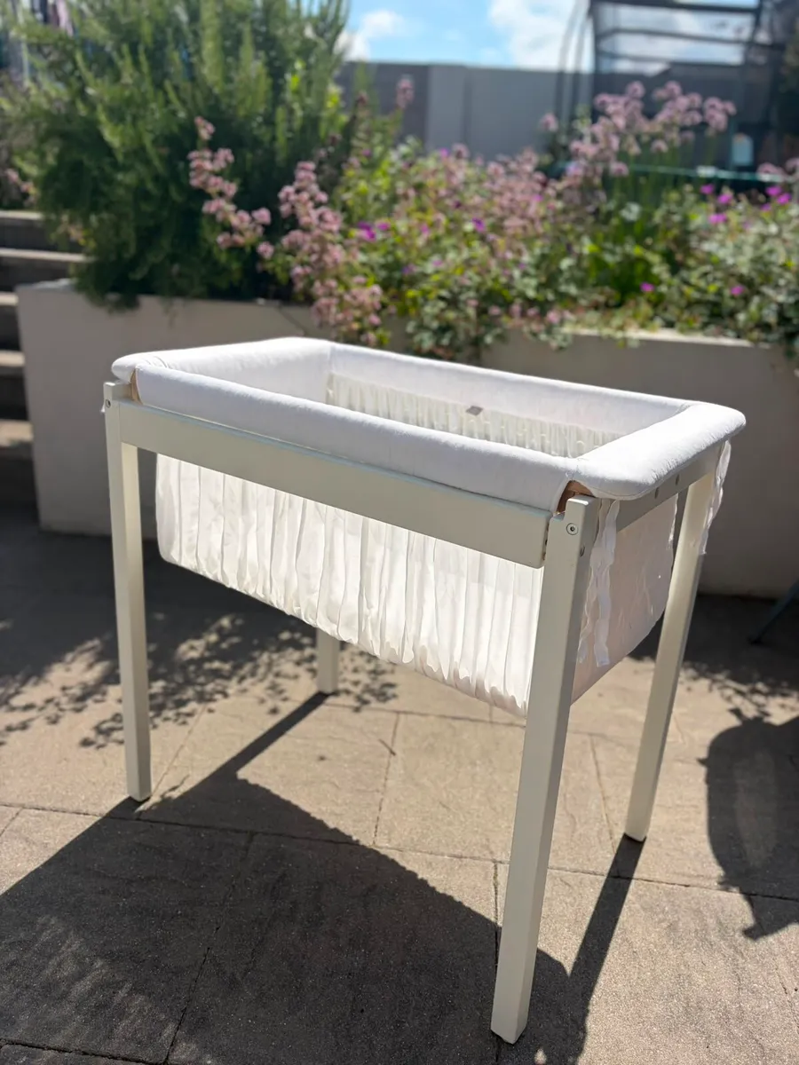 Stokke home cradle - Image 1