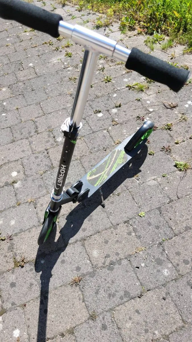Scooter - Image 1