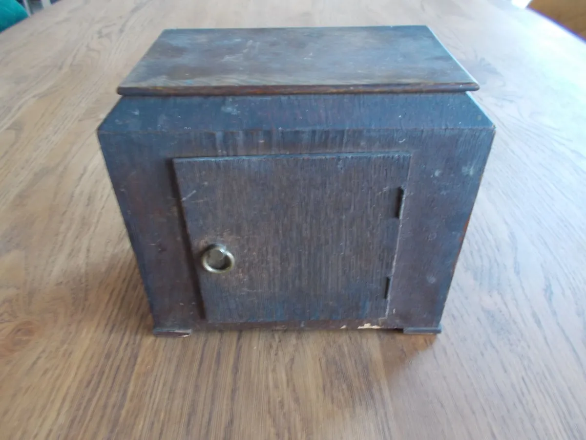 Old Mantle Clock - Image 2