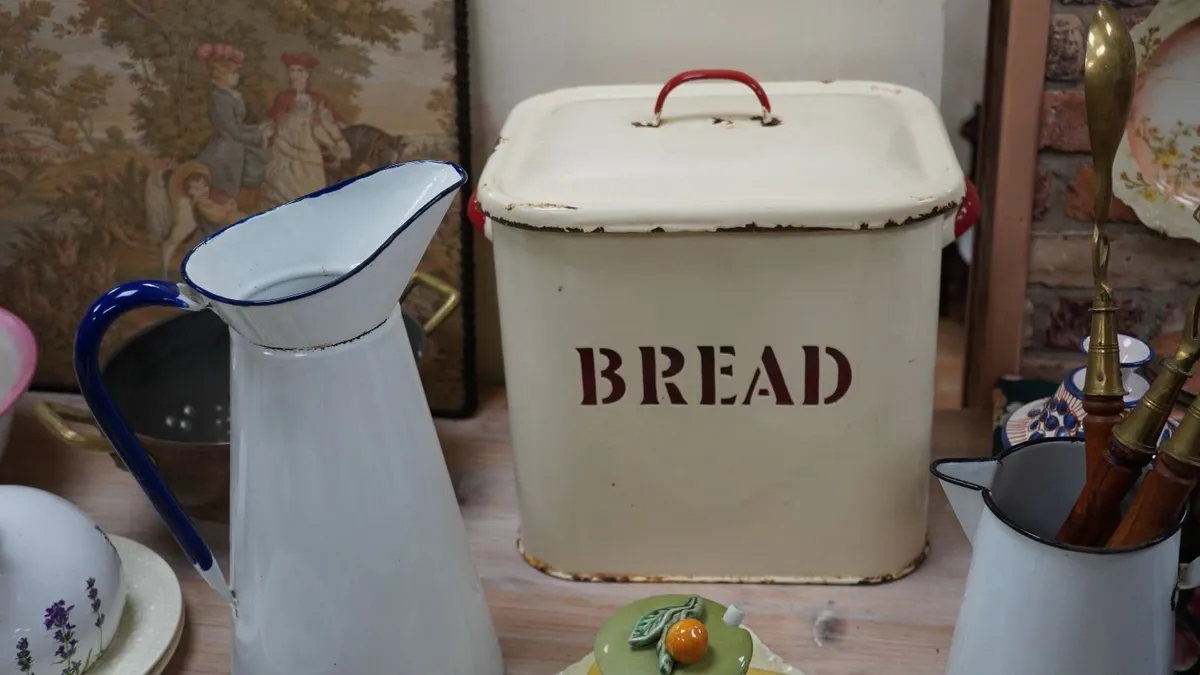 Vintage Enamel Bread Bin - Image 1