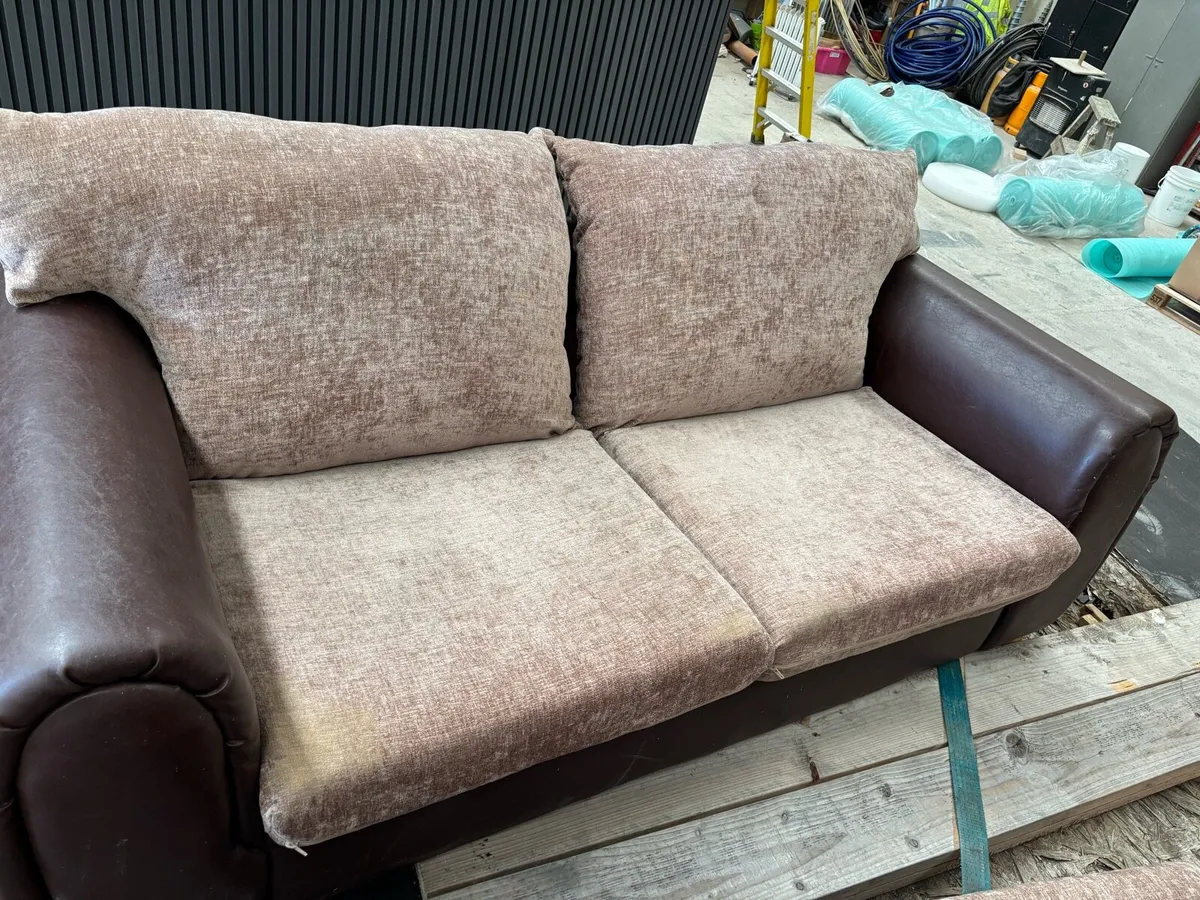 3 seater & 2 seater sofa - Image 1