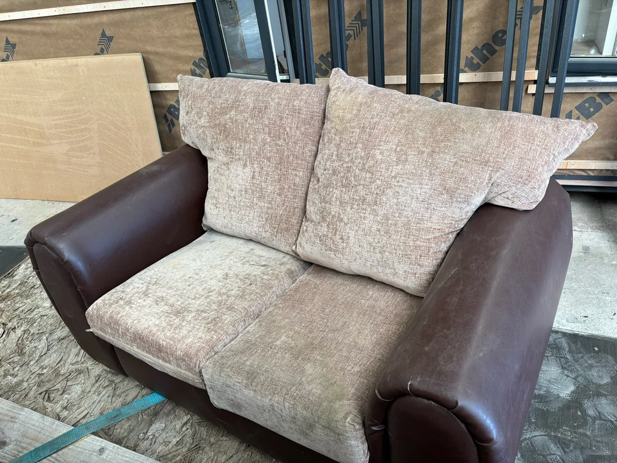3 seater & 2 seater sofa - Image 4
