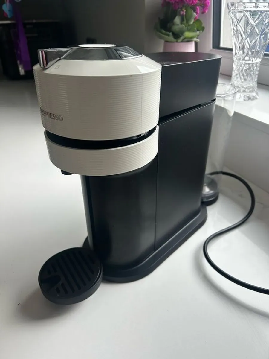 Nespresso next vertuo pods & milk frother - Image 3