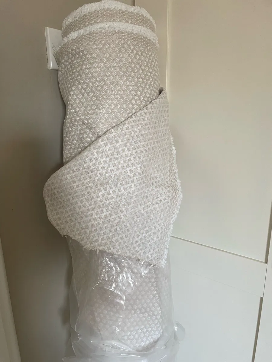 Fabric - Image 3