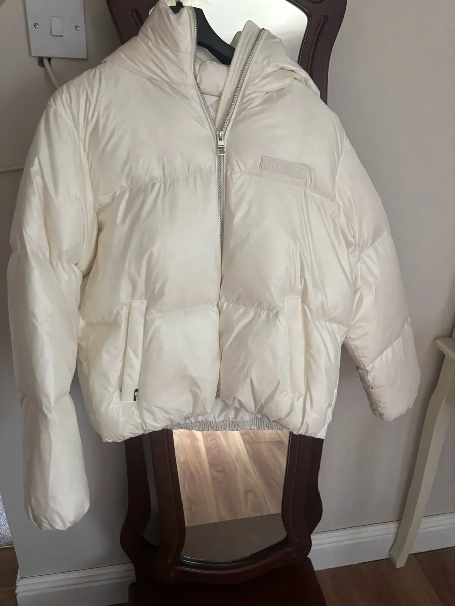 Tommy Hilfiger coat - Image 1